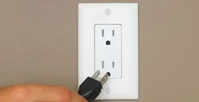 gfc outlets service demonstrating proper testing and use of ground fault circuit interrupter outlet in Miami, FL