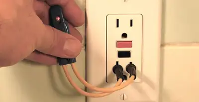 gfci circuits service testing ground fault circuit interrupter outlet to ensure electrical protection in Miami, FL