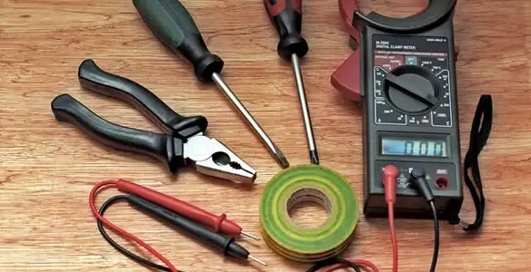 Home electrical inspection using professional testing and diagnostic tools in Miami, FL