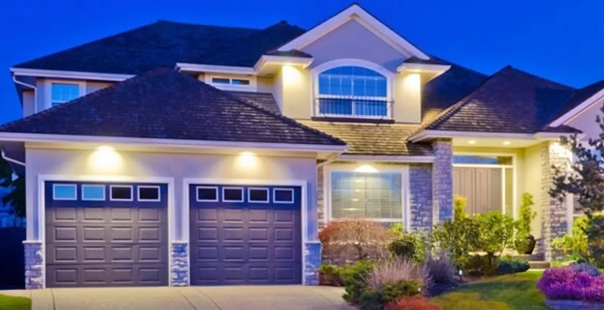 Programmable lighting installation improving residential exterior lighting control in Miami, FL
